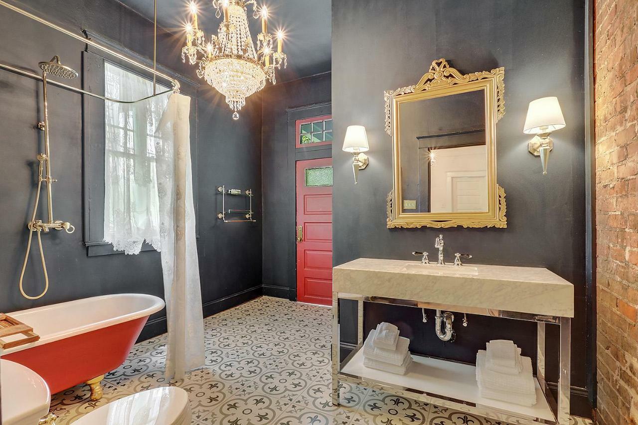 Elegant Renovated House With Relaxing Courtyard Villa Ню Орлиънс Екстериор снимка